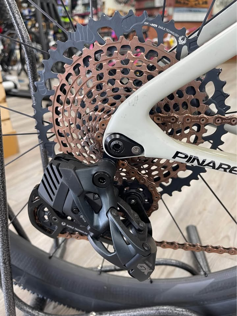 Pinarello Grevil 2021/2022 Gravel Bike 47cm-1