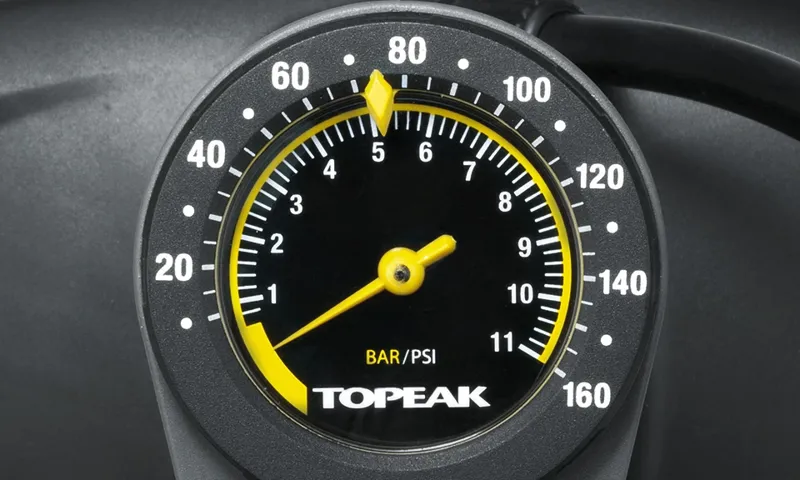 Topeak JoeBlow Max HP Floor Pump 160psi in Black/Yellow-2